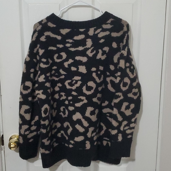 Leopard print sweater - Picture 2 of 3
